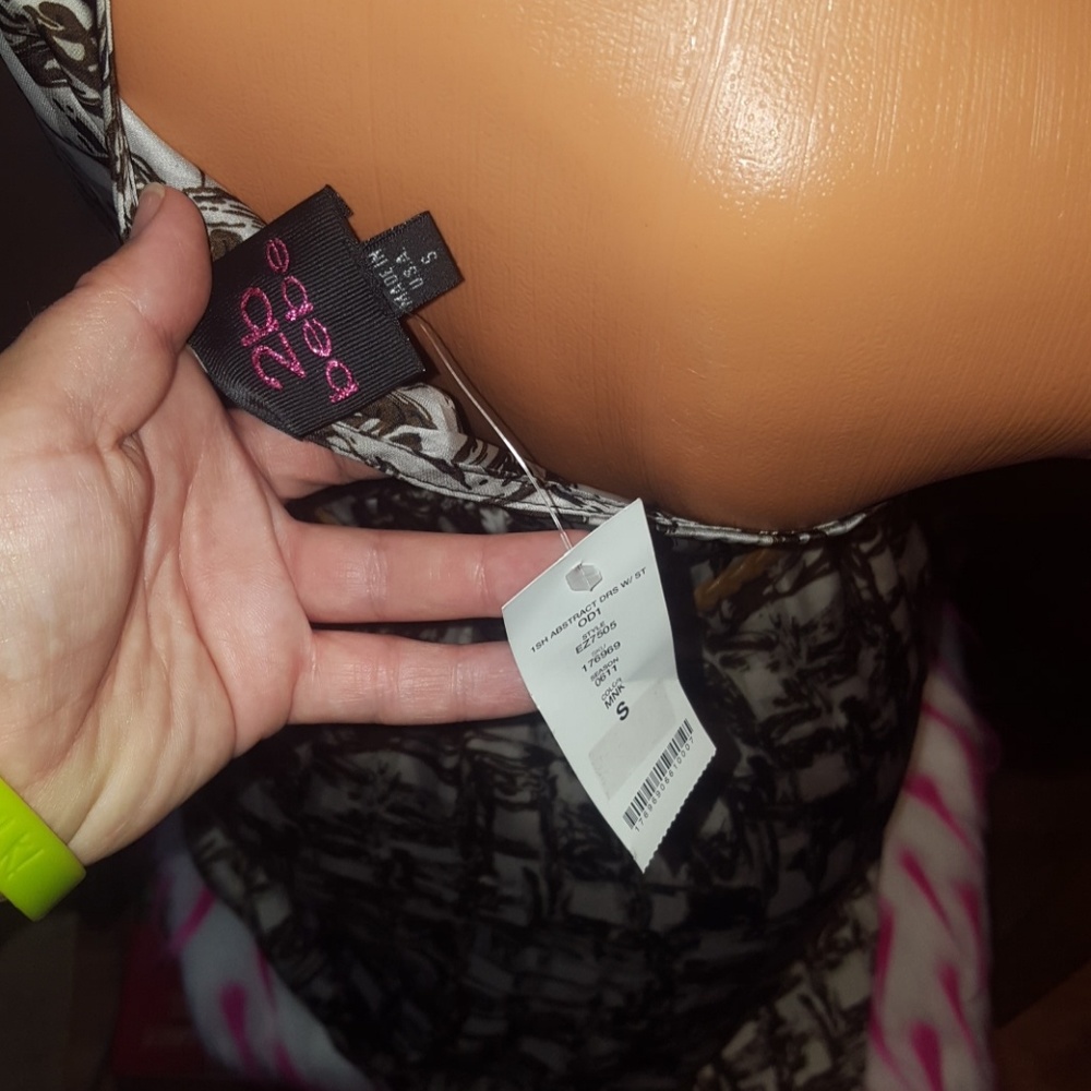 Bebe one shoulder belted dress S NWT - Picture 5 of 6